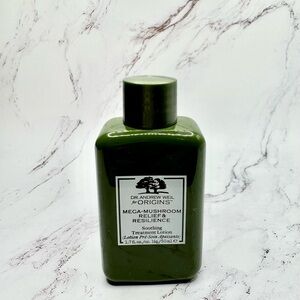 ORIGINS Mega-Mushroom Relief & Resilience Soothing Treatment Lotion